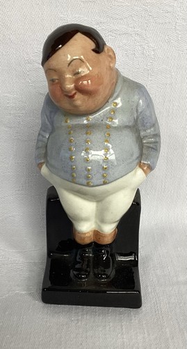 Royal doulton dickens figurine - dickens,