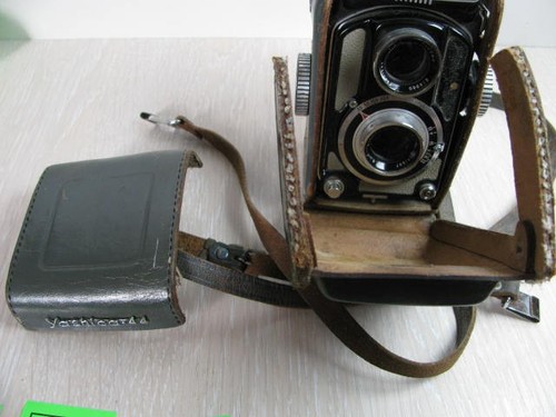 Yashica 127 tlr grey - 127,