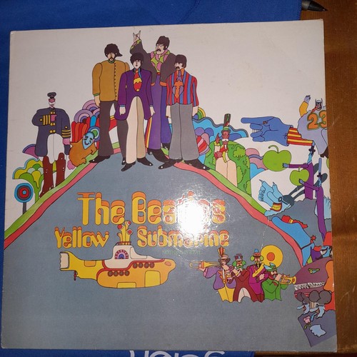 Beatles yellow submarine - yellow,