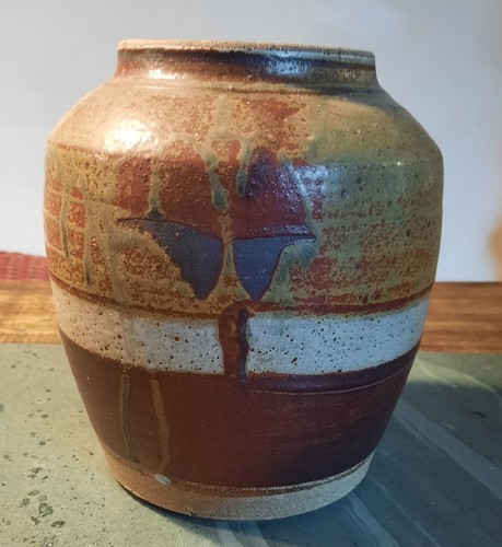 Studio pottery vase rich - studio,