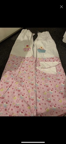 Cup cake curtains - cup,