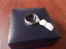 9ct white gold diamond cut satin ring size L