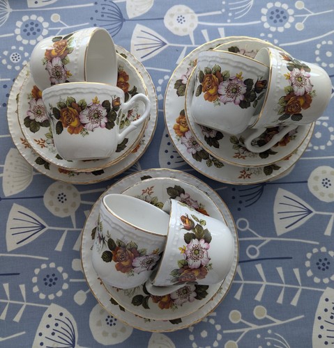 Royal tudor ware barker bros - tudor,