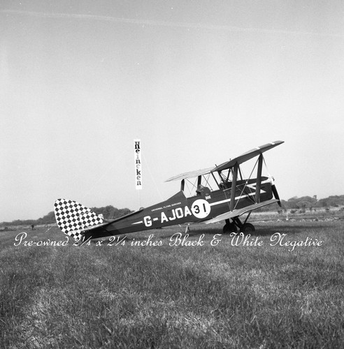 82a tiger moth ajoa - dh.82a, g-ajoa