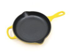 LE CREUSET Signature Enamelled