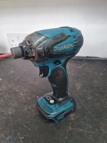 Makita 18v impact driver in - 18v,
