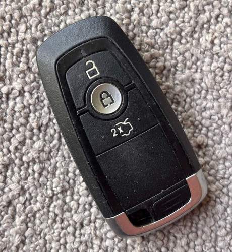 Genuine ford button - 3,