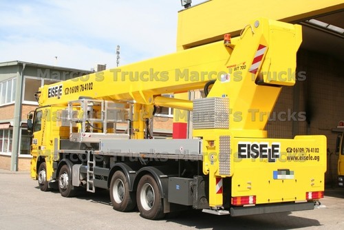 Truck photo crane - photo,