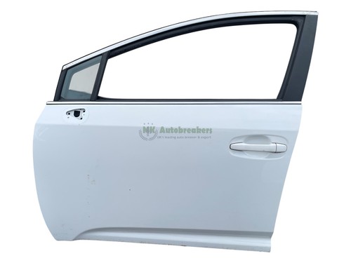 Toyota avensis front door - toyota,