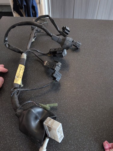 Yamaha 2000 headlight - yamaha,