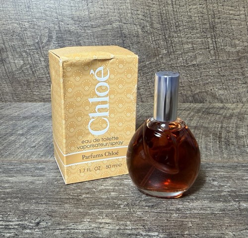 Vintage chloe parfums - by,