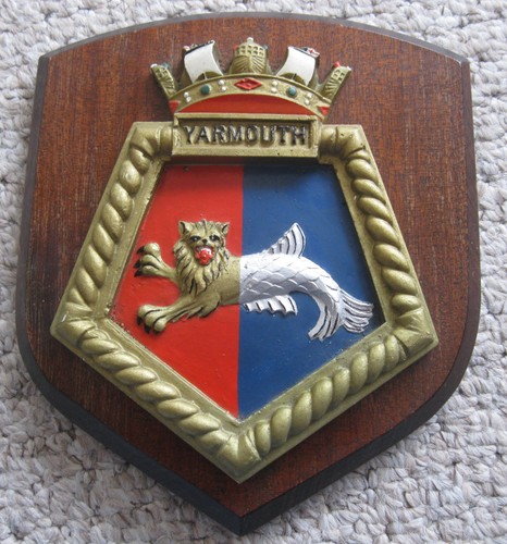 Vintage hms yarmouth royal - vintage,