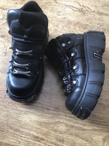 Goth punk platform boots - goth,