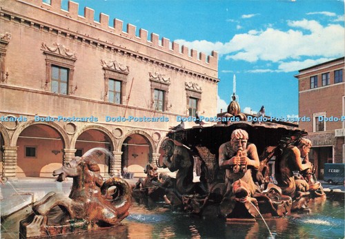 D224552 pesaro fountain people - d224552,