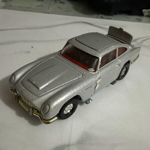 Corgi james bond 007 aston - bond,