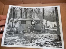 TRAILER  CARAVAN WILLOW RUN BOMBER PLANT MICHIGAN   WW2 PRESS PHOTO