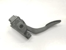 2120072 pedal potentiometer