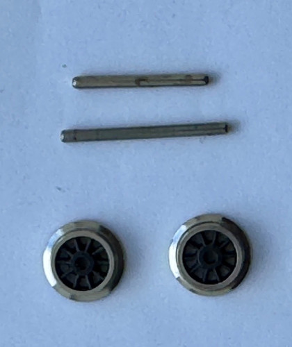 Wrenn model railways pair - model,