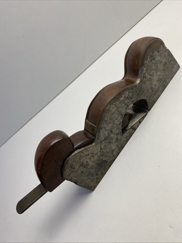 Early metal rosewood - metal,