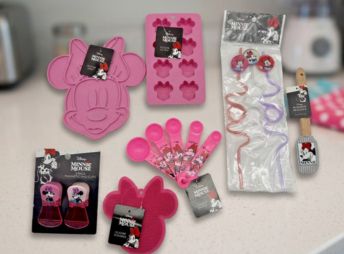 Official disney minnie mouse - minnie,