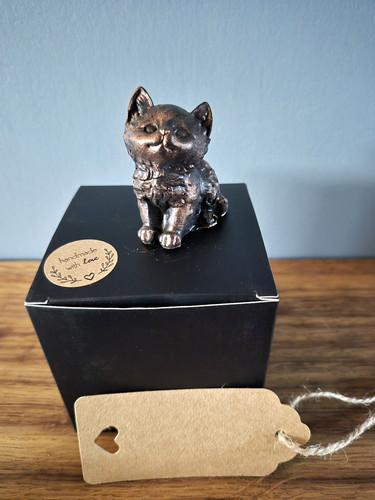 Small cat ornament - small,