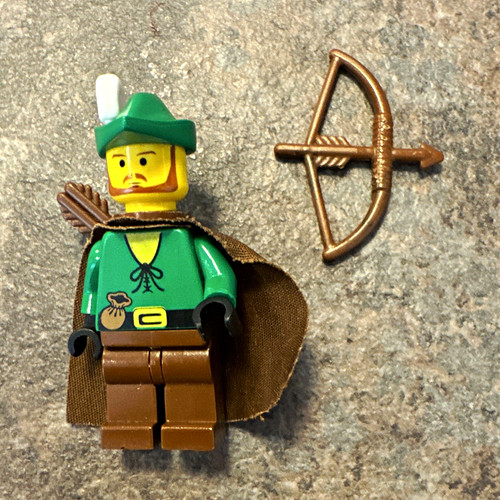 Lego minifigure robin - minifigure, hood