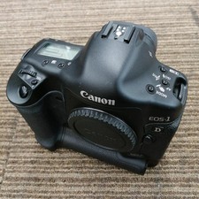 CANON EOS-1D Mark II Body Digital SLR Camera