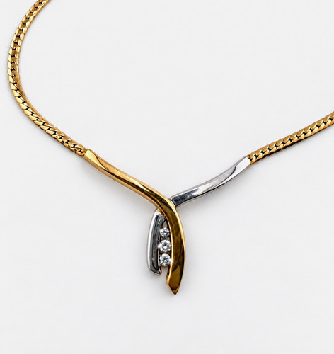 9ct gold natural - 9ct, diamond