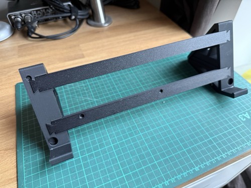 Desk stand for - for, valeton