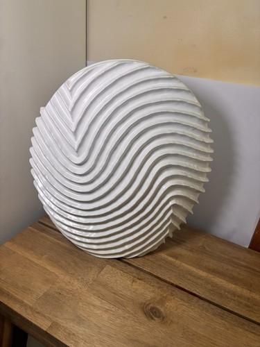 Ovoid vase wave ripple design - vase,