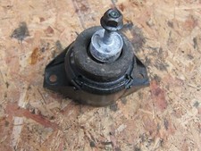 2004 LAND ROVER DISCOVERY 2 TD5 2.5 DIESEL. ENGINE MOUNT