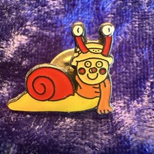 BRIAN THE SNAIL (MAGIC ROUNDABOUT) ENAMEL PIN BADGE