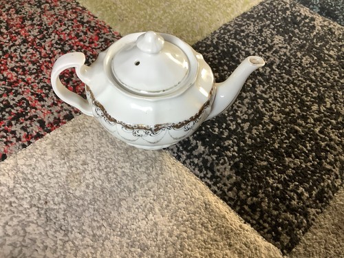 China one cup teapot - one,