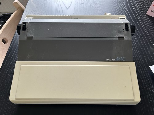Typewriter brother 10 - brother,