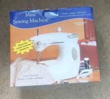 Mini Sewing Machine Use