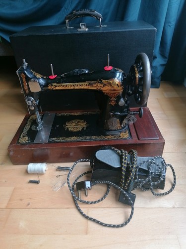 Antique 1902 singer sewing - antique,