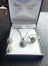 Matching Silver Jewellery Set.  Necklace, Ring & Earings