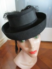 Vintage equestrian style 1950s hat