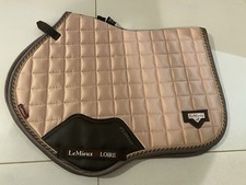 Lemieux  Close Contact Saddle Pads Rare Color Pink S/M