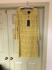 Live Unlimited lime green lacy