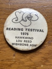 VINTAGE READING ROCK FESTIVAL 1975 PIN BADGE . Yes, Hawkwind , Lou Reed & Wish..