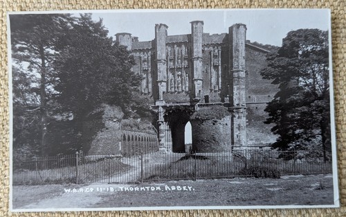 Thornton abbey gatehouse - thornton,