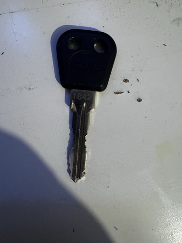 1842 oem genuine carrera key - genuine,