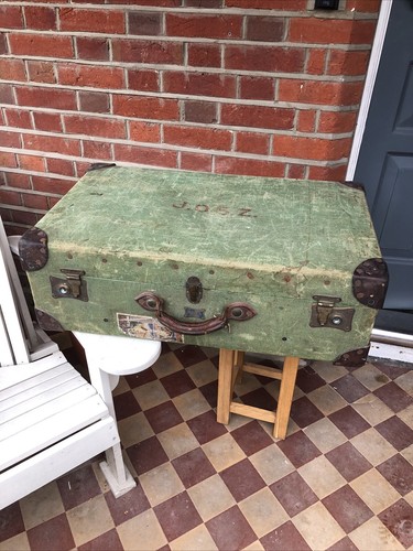 Antique pukka luggage - ‘pukka’,