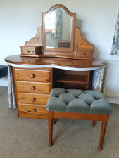 Antique Pine Kidney Shaped Dressing Table “Victoria Ducal” with stool and mirror