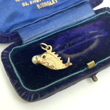 9ct Gold Fish Pendant Charm 9k Gold Hallmarked Pearl Garnet Fish Charm 2.72g
