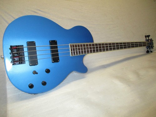 Washburn 200 bass - washburn, b