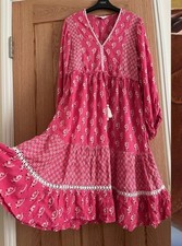 Monsoon Beach SIze XL 20 22