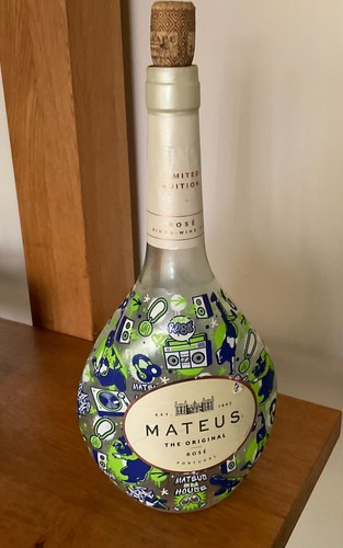 Bottle collectors rare mateus - collectors,
