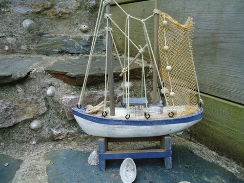 Trawler wooden fishing boat - wooden,